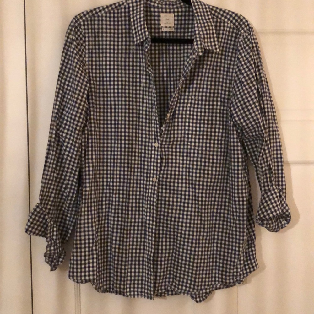Gingham Collared Button-up Shirt
